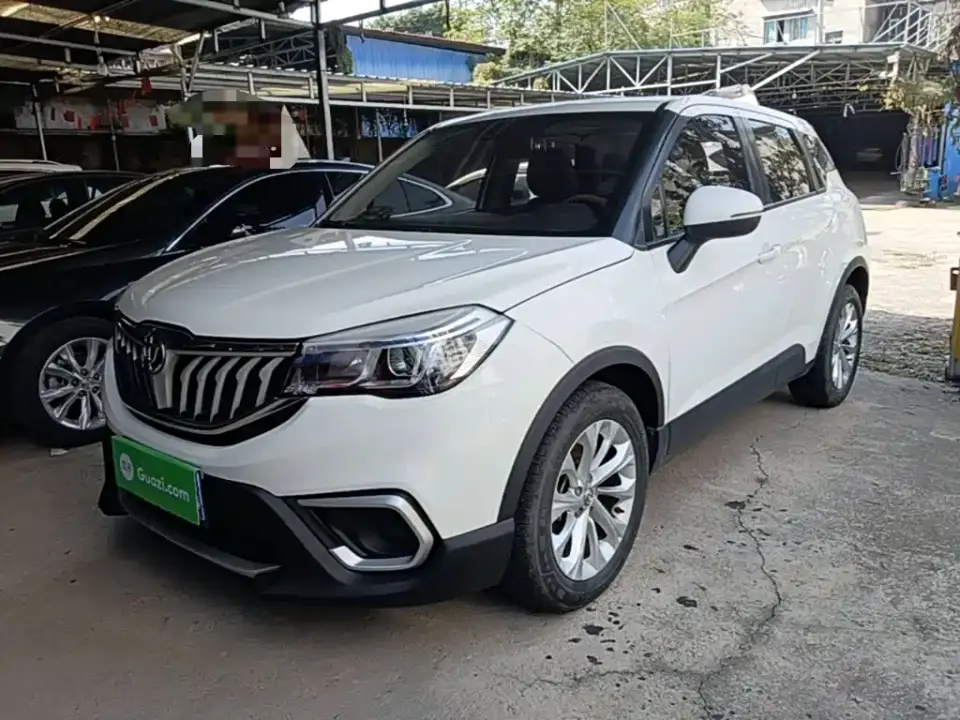 Zhonghua V3 1.6L Manual Comfort Starry Sky Edition 2020