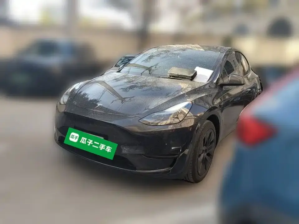 Tesla Model Y Rear-Wheel Drive Version 2024