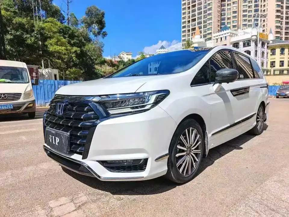Honda Elysion 2.0L e:HEV Luxury First Edition 2022