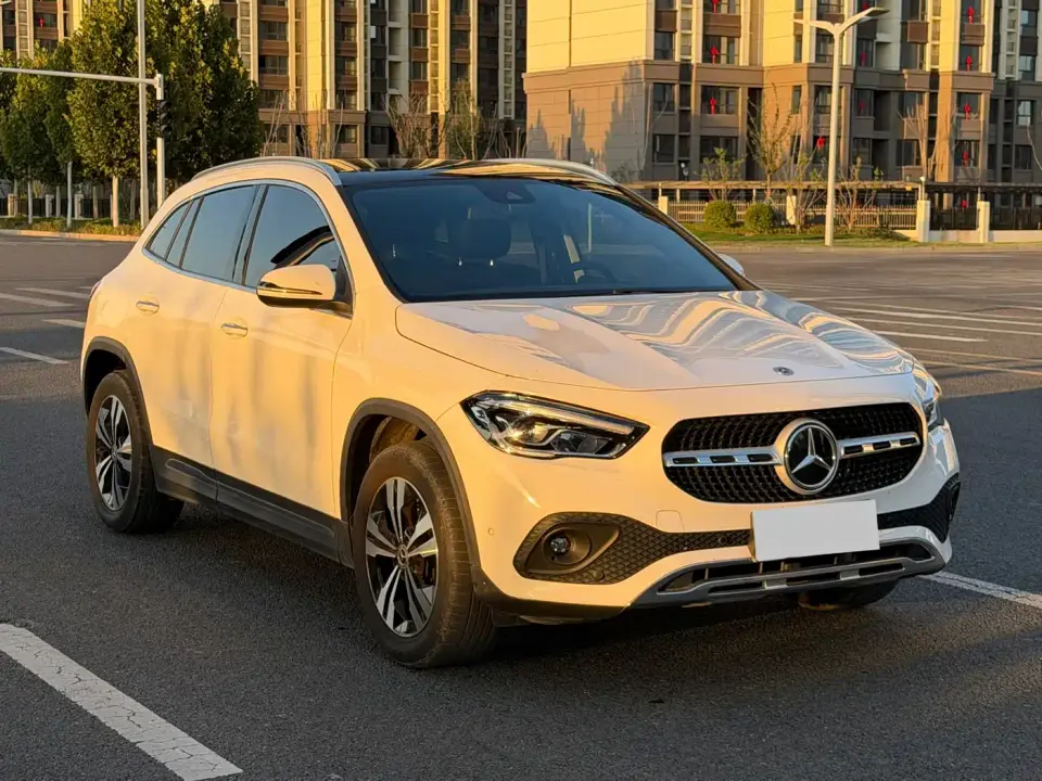 Mercedes-Benz GLA-Class Facelift GLA 200 2022