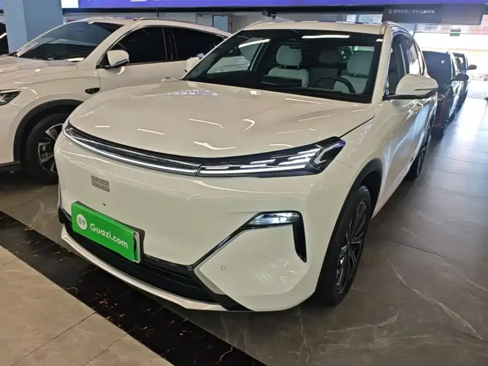 Geely Galaxy Galaxy Starship 7 EM-i 120km Navigation Edition 2025