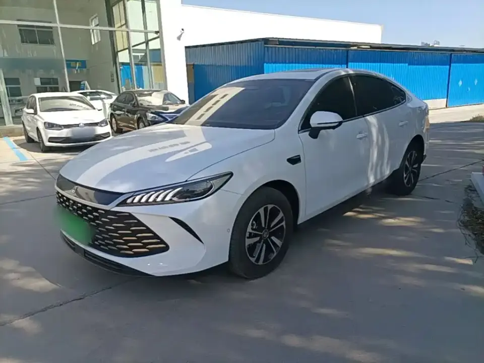 BYD Qin PLUS DM-i Smart Drive Edition 120KM Surpassing Type 2025