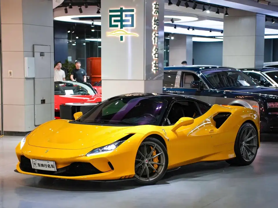 Ferrari F8 Tributo 3.9T V8 2022