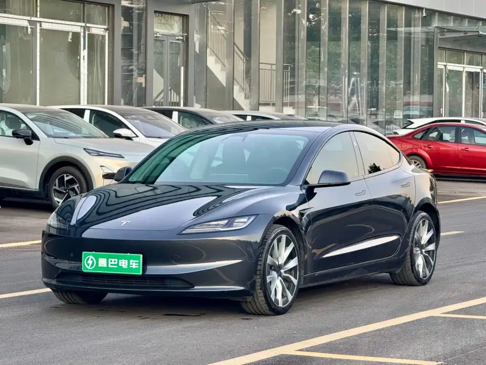 Tesla Model 3 Rear-Wheel Drive 2023