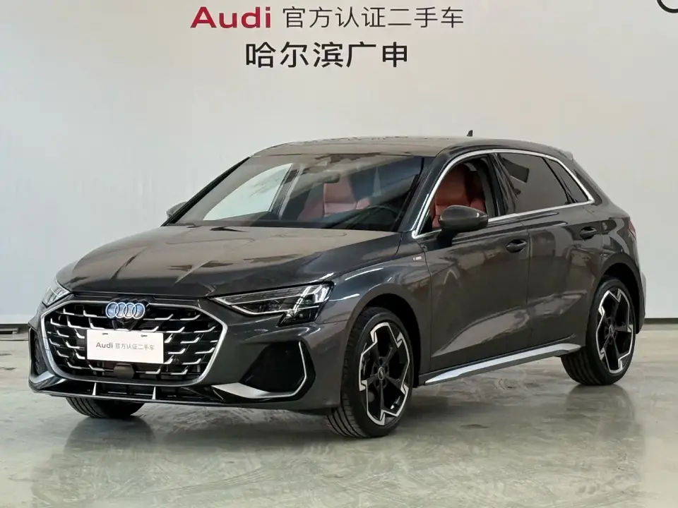 Audi A3 Facelift Sportback 35TFSI Flying Spur Premium 2026