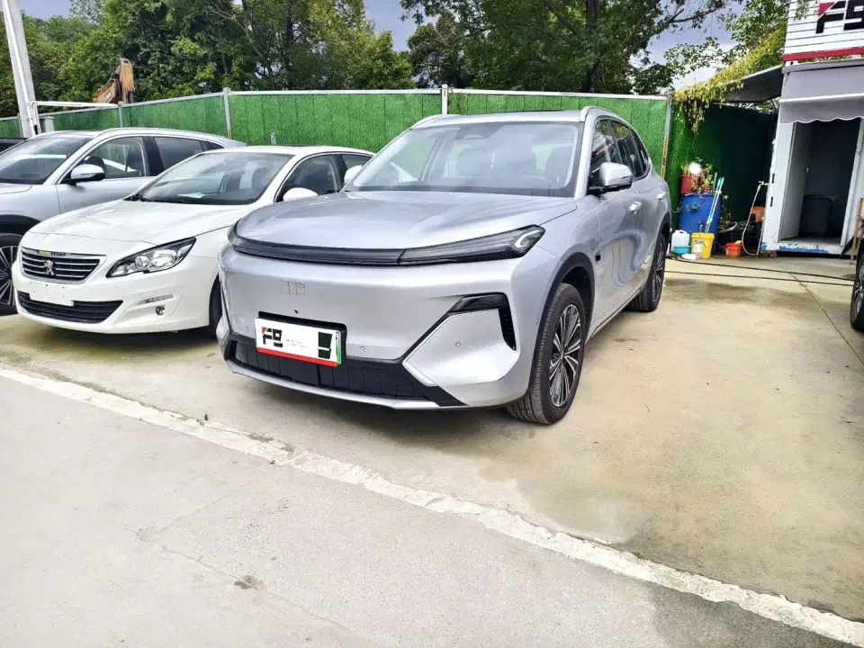 Geely Galaxy Galaxy Starship 7 EM-i 135km Spaceship Edition 2025