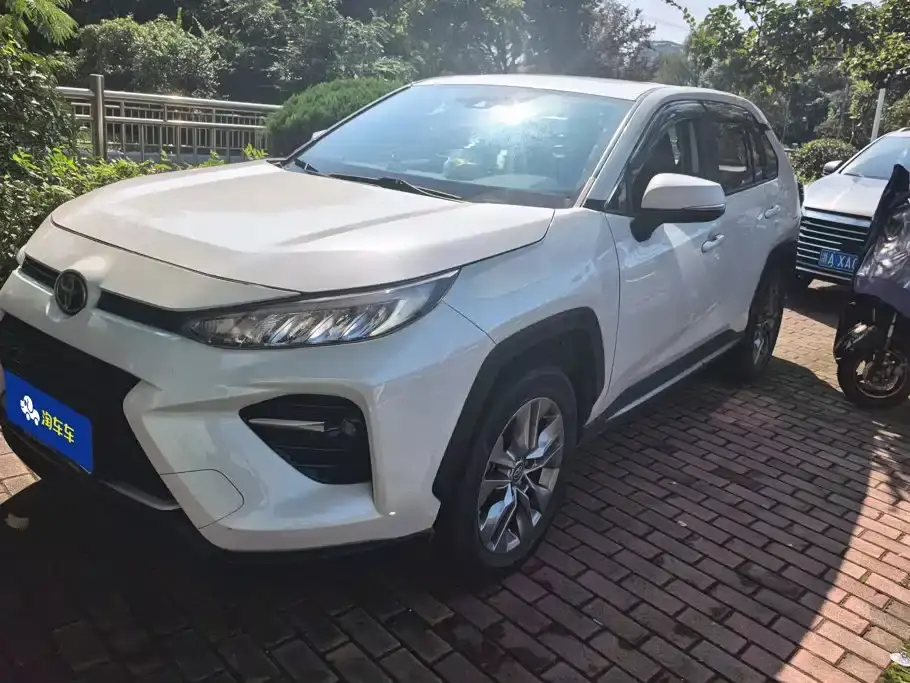 Toyota Wildlander 2.0L CVT FWD Luxury Edition 2022
