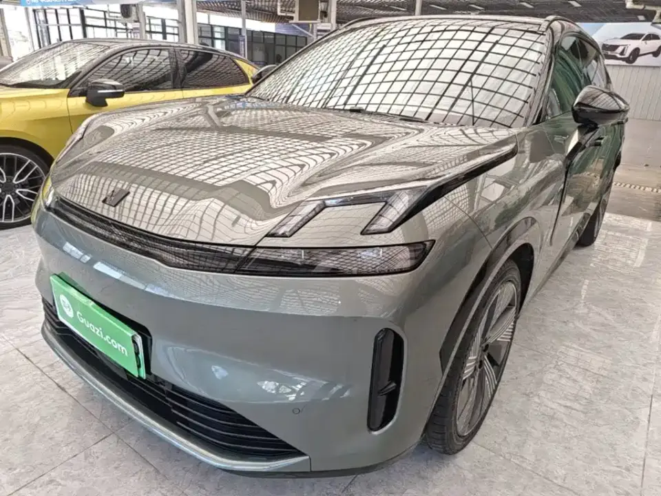 Lynk & Co 08 EM-P 220km 4WD Performance Halo 2023