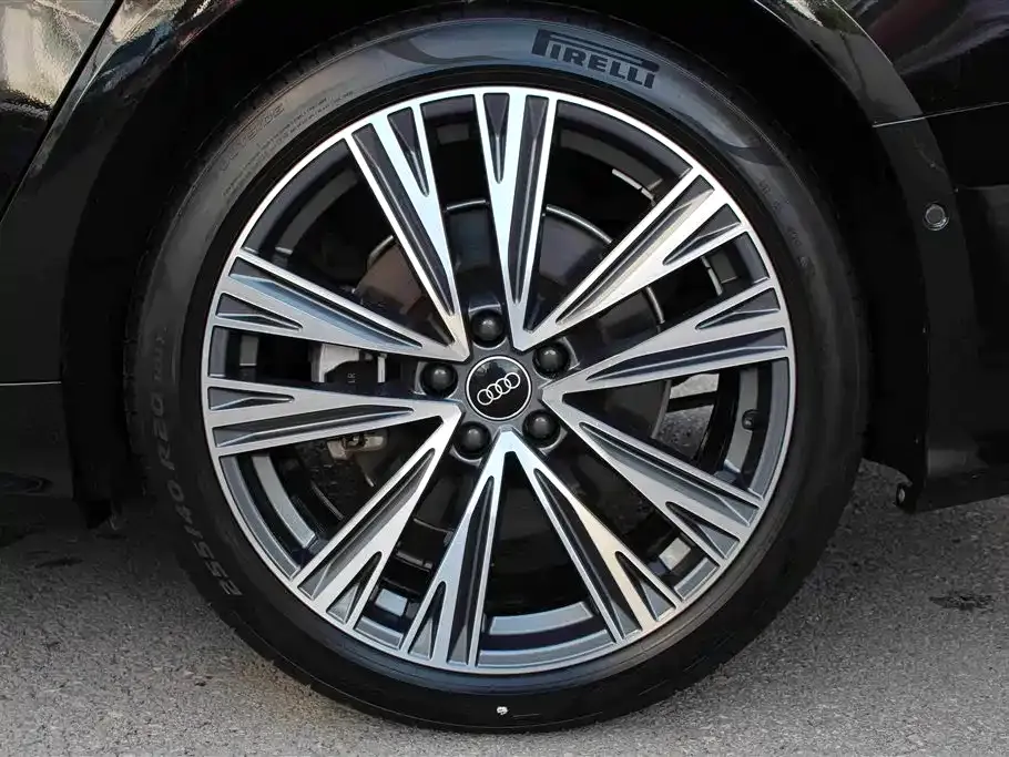 Audi A6L 45 TFSI Premium Dynamic 2024 — фото 14