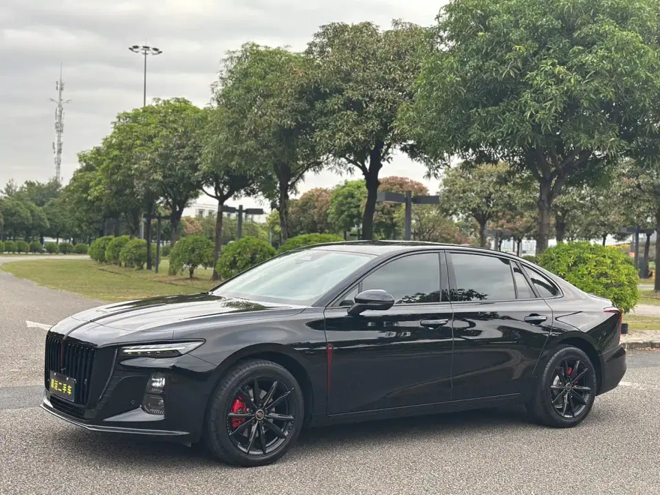 Hongqi H5 2.0T Automatic Mystic Shadow 2025