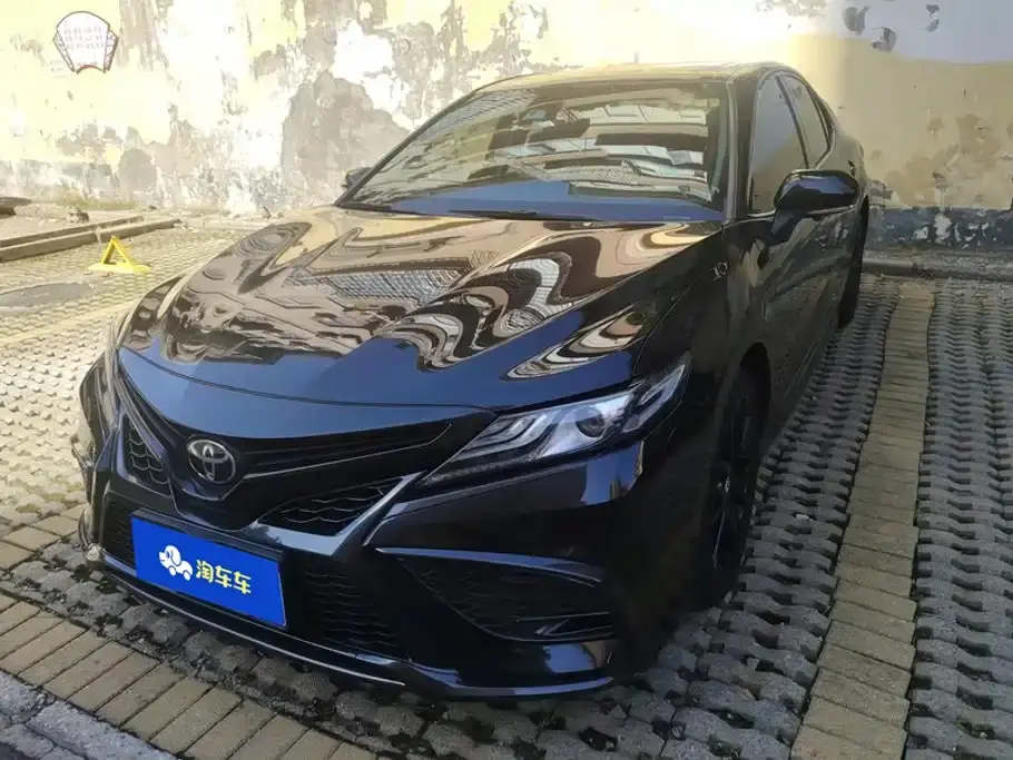 Toyota Camry 2.0S Knight Edition 2022