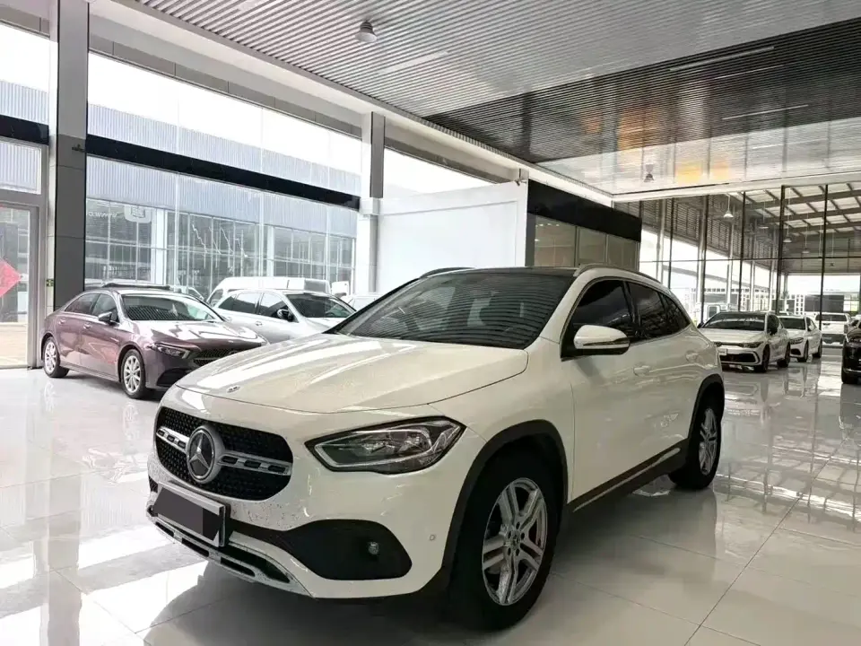 Mercedes-Benz GLA-Class GLA 180 2021