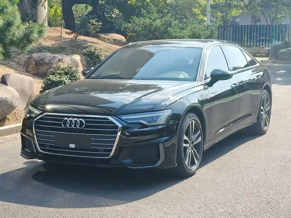 Audi A6L 40 TFSI Luxury Dynamic 2022