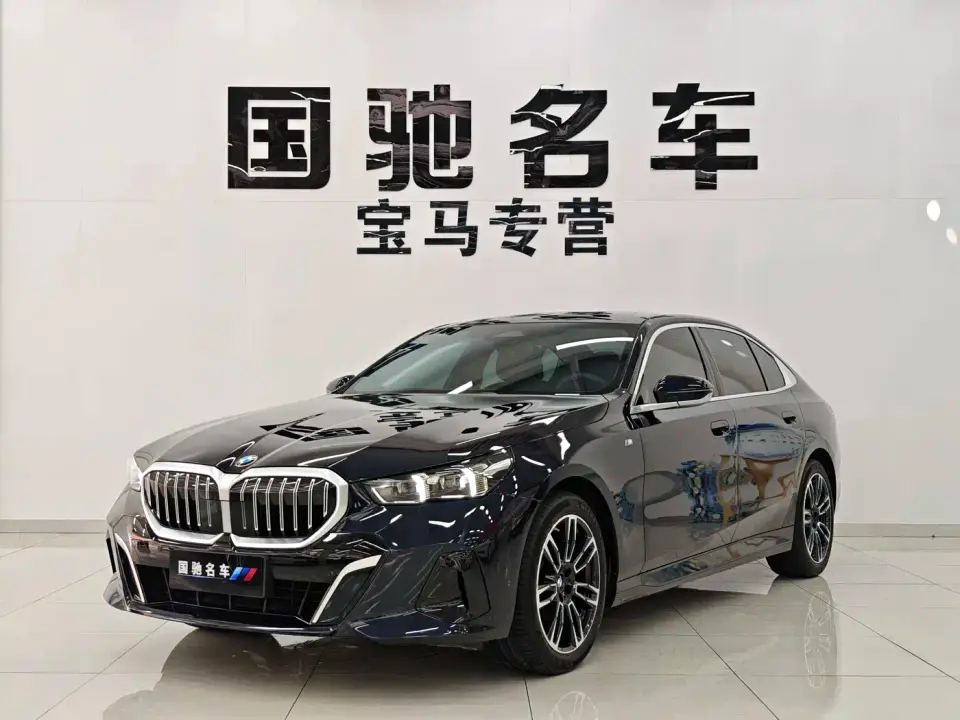 BMW 5 Series 525Li M Sport Package 2024