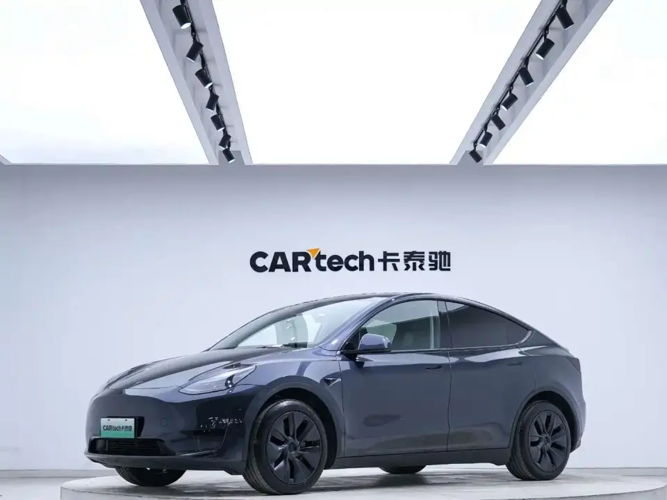 Tesla Model Y Rear-Wheel Drive Version 2024