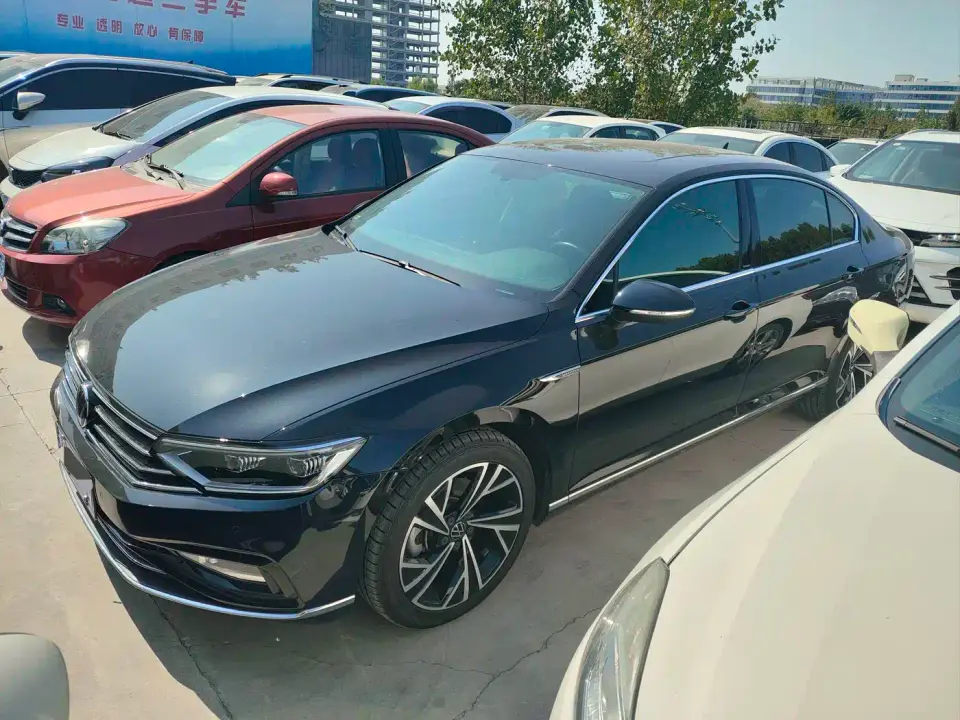 Volkswagen Magotan 330TSI DSG Luxury 2022