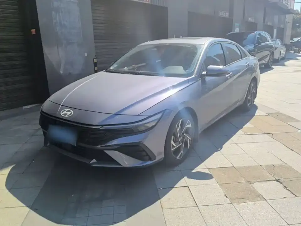 Hyundai Elantra Model 1.5L CVT LUX Premium Edition 2024