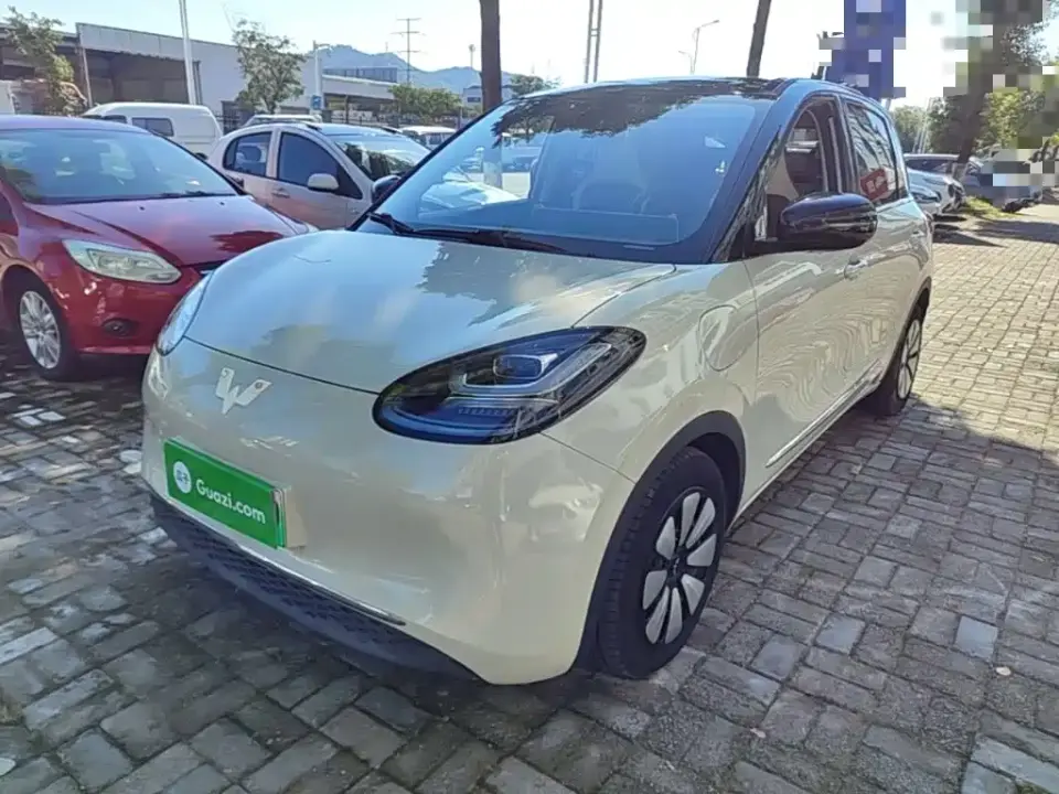 Wuling Motors Wuling Bingo Model 333km Telepathic Connect+ Version 2023