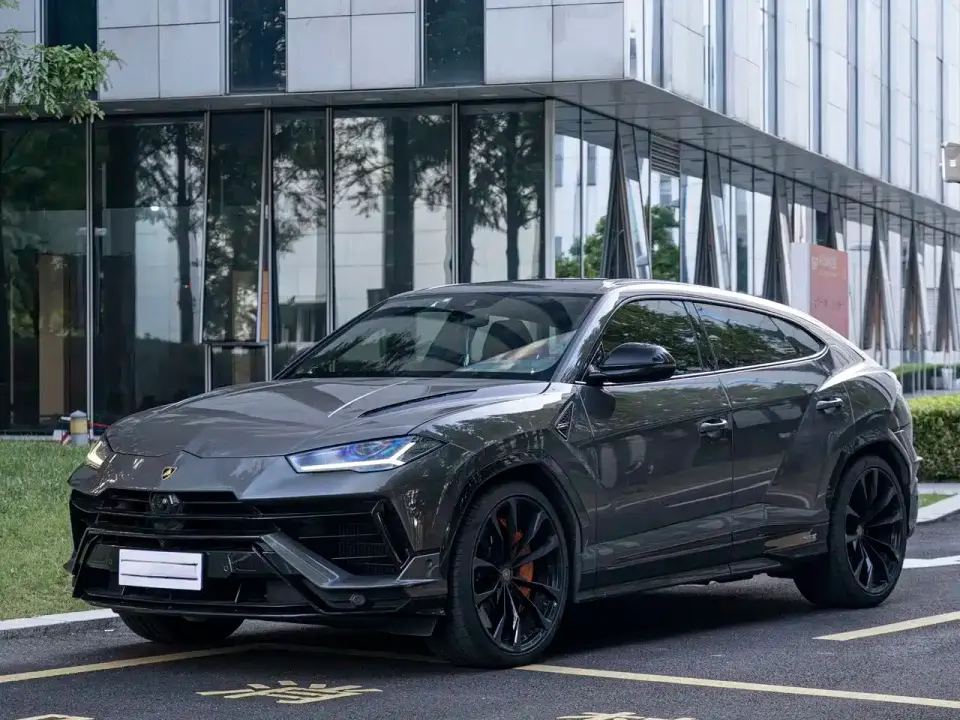 Lamborghini Urus 4.0T V8 S 2024