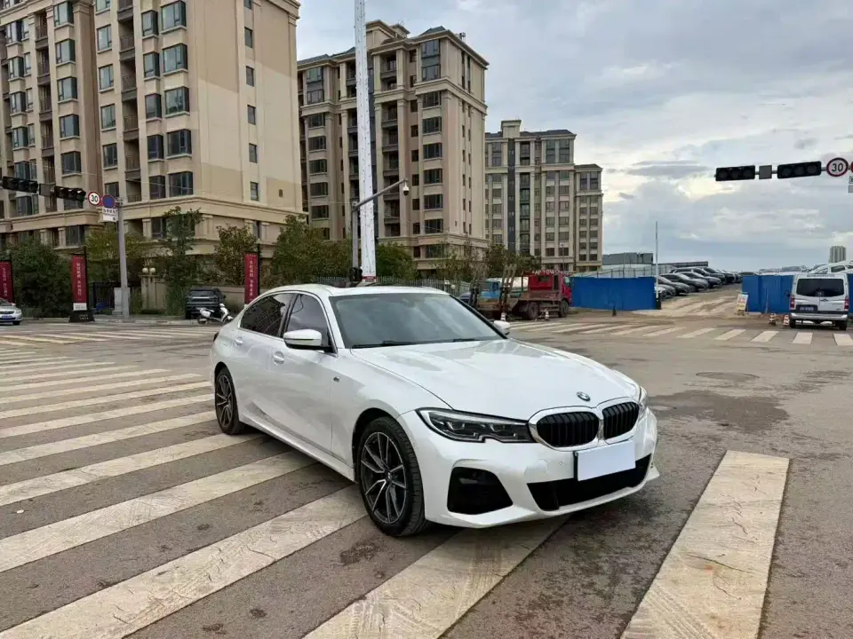 BMW 3 Series 325Li xDrive M Sport Package 2021