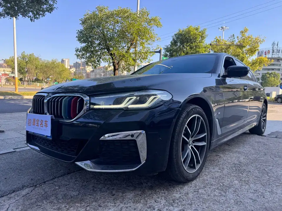 BMW 5 Series 525Li M Sport Package 2021