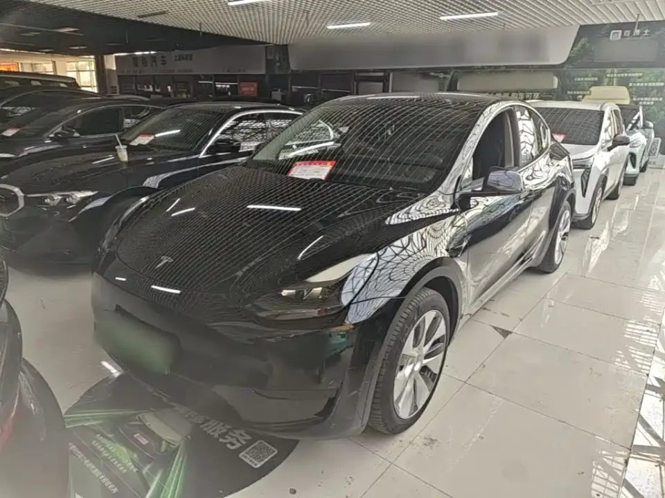 Tesla Model Y Facelift Rear-Wheel Drive Version 2023