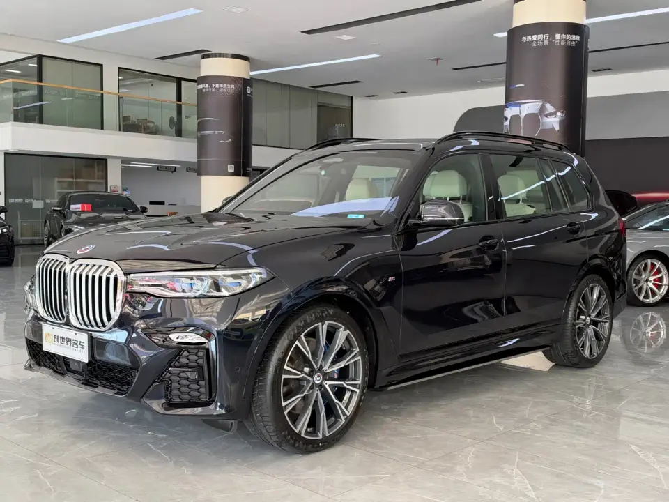 BMW X7 xDrive40i Executive M Sport Package 2022