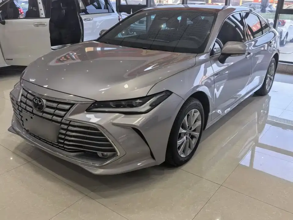 Toyota Avalon Model Hybrid 2.0L Premium Selection Edition 2025