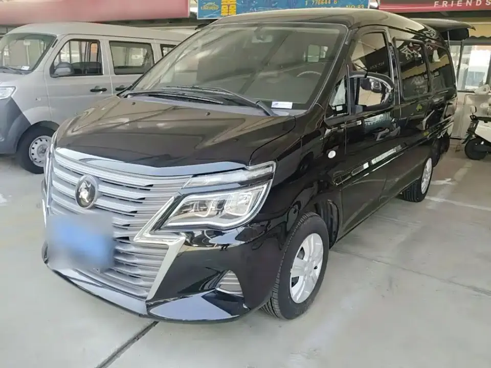 Dongfeng Fengxing Lingzhi M5L 1.5T Manual Basic 7-seater 2024
