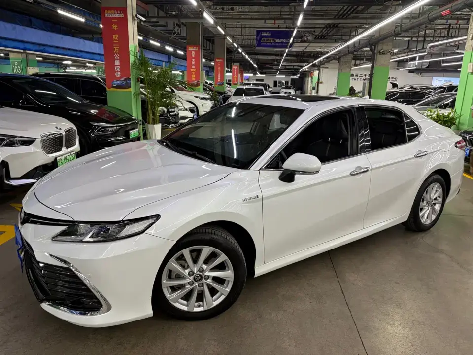 Toyota Camry Hybrid 2.5HGVP Leading Edition 2021
