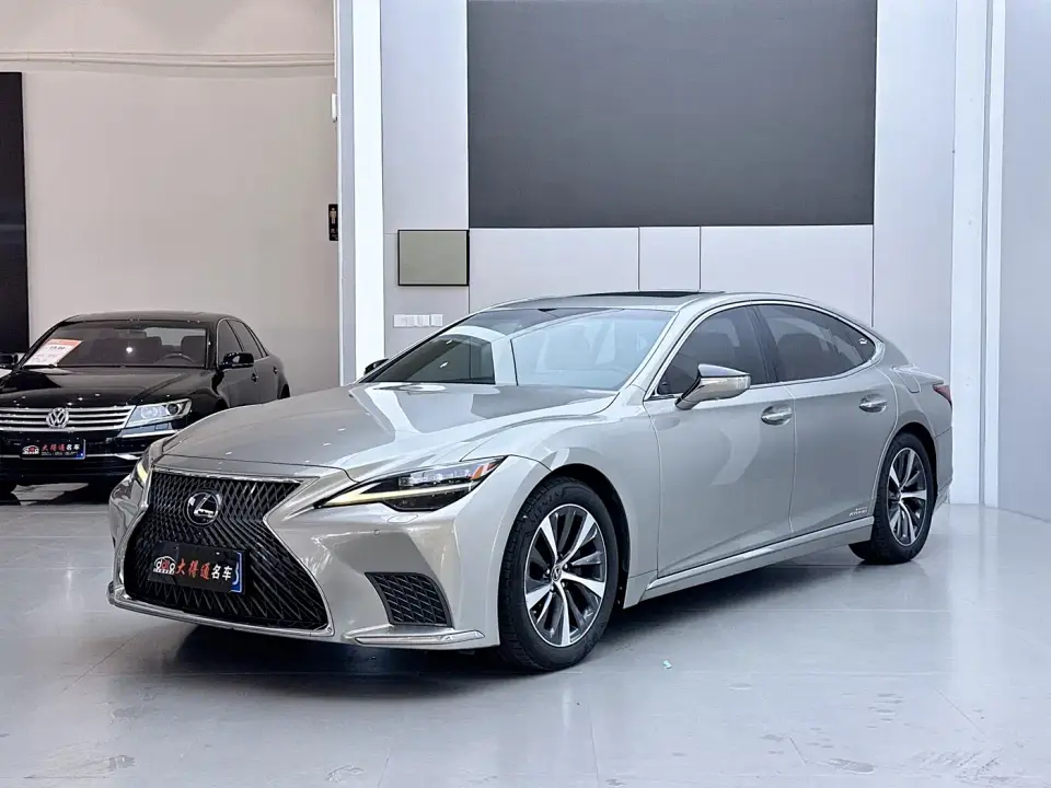 Lexus LS 500h Excellence Edition 2022