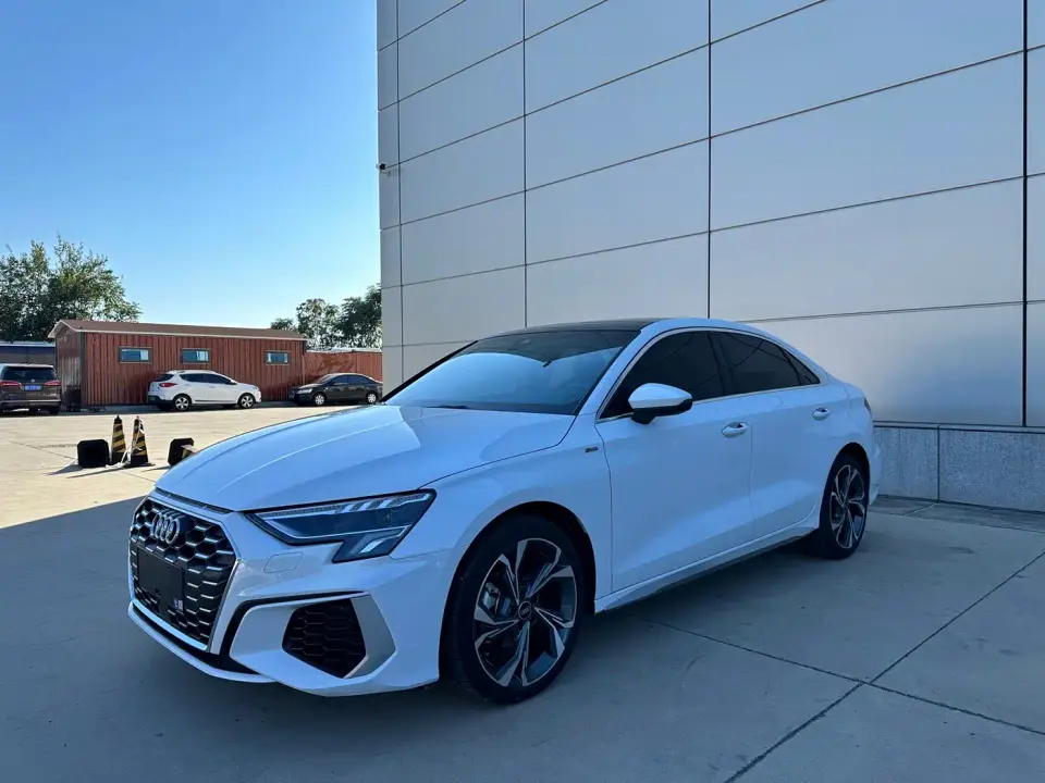 Audi A3 A3L Limousine 35 TFSI Luxury Sport 2022