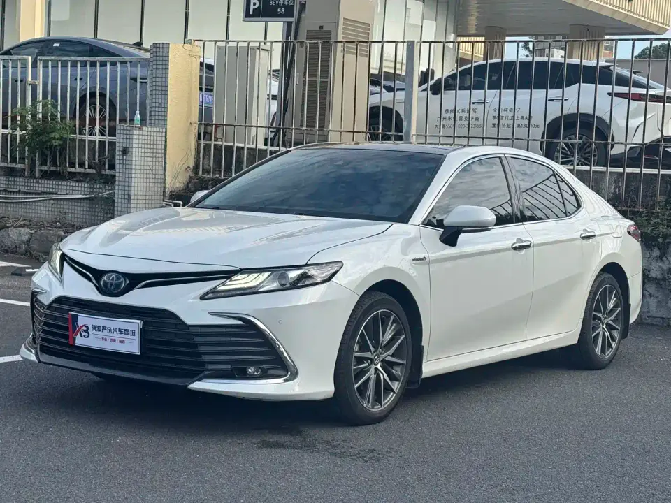 Toyota Camry Hybrid 2.5HG Luxury Edition 2021