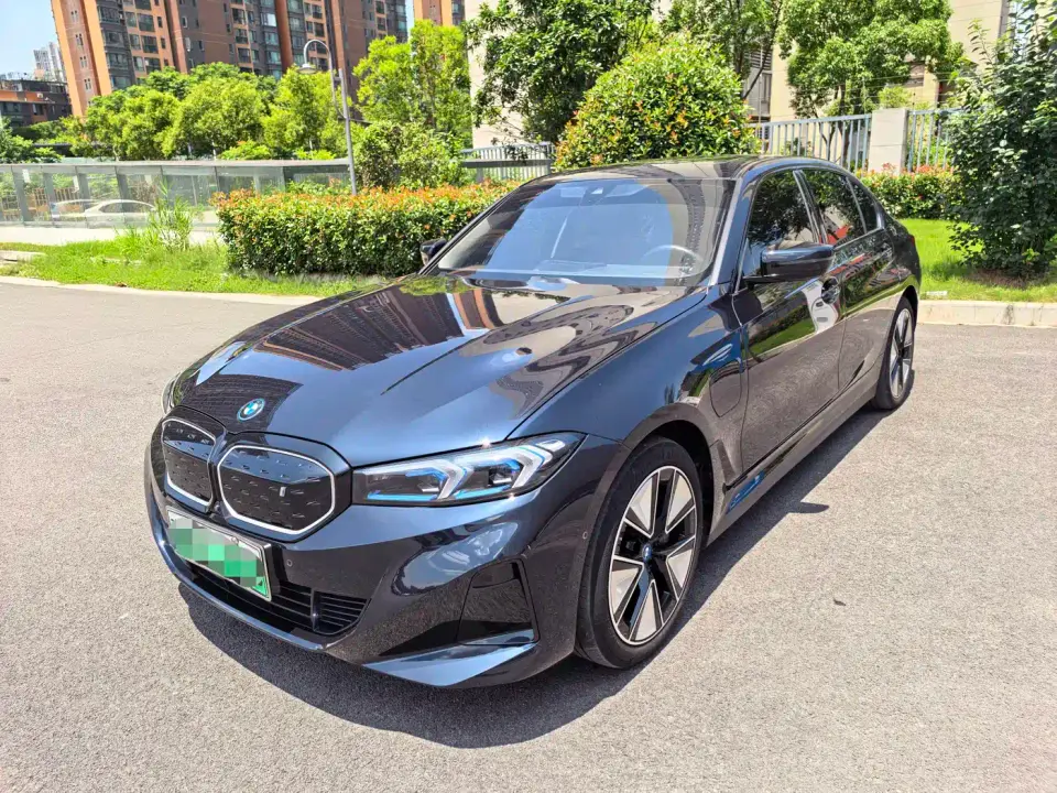 BMW i3 eDrive 40 L Shadow Night Sport Package 2023