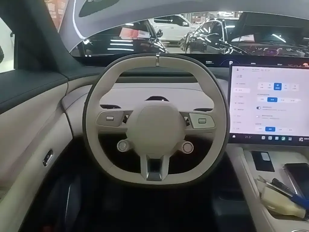 Xiaomi Auto Xiaomi YU7 Ultra Long Range High Performance AWD Max Edition 2025 — фото 11
