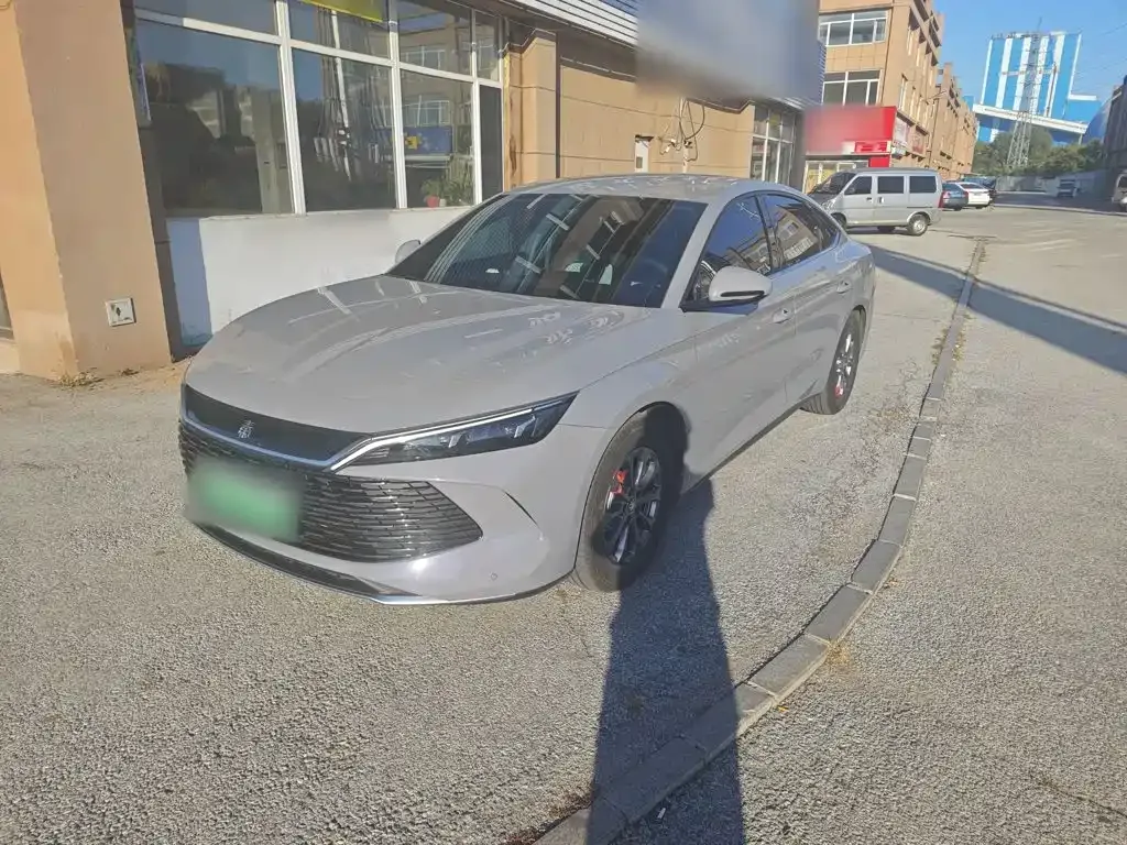 BYD Qin L DM-i 128KM Progressive 2026