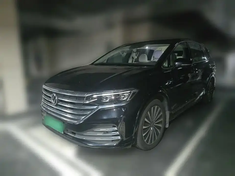 Volkswagen Viloran 380TSI Premium Edition 2022