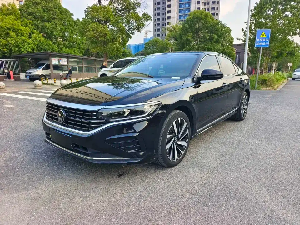 Volkswagen Passat 330TSI Elite Edition 2023
