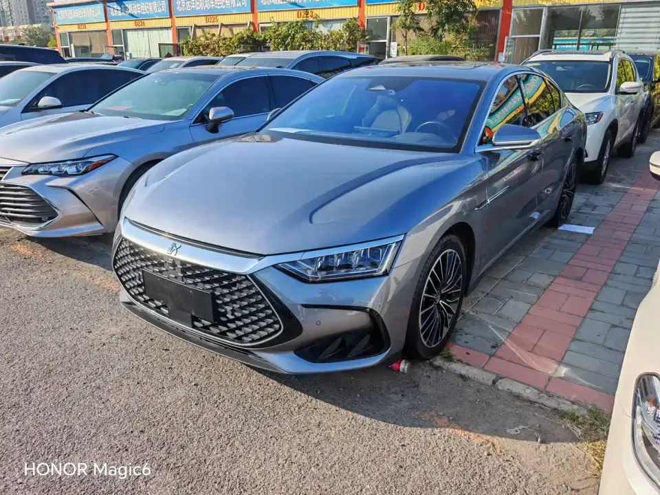 BYD Han DM-i 121KM Prestige 2022
