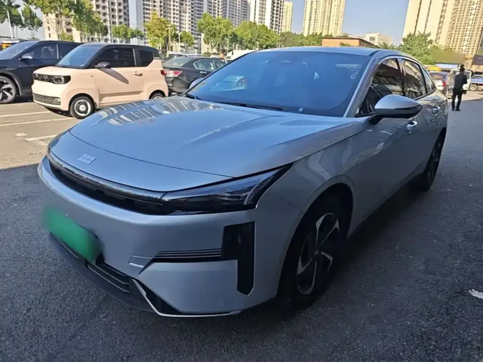 Geely Galaxy Galaxy L6 EM-i 140km Explorer+ Edition 2025