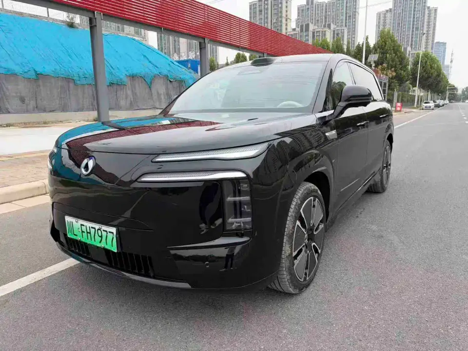 Denza N8L Standard 2025
