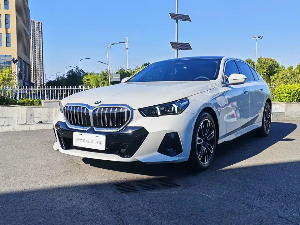 BMW 5 Series Model Year Facelift 525Li M Sport Package 2026