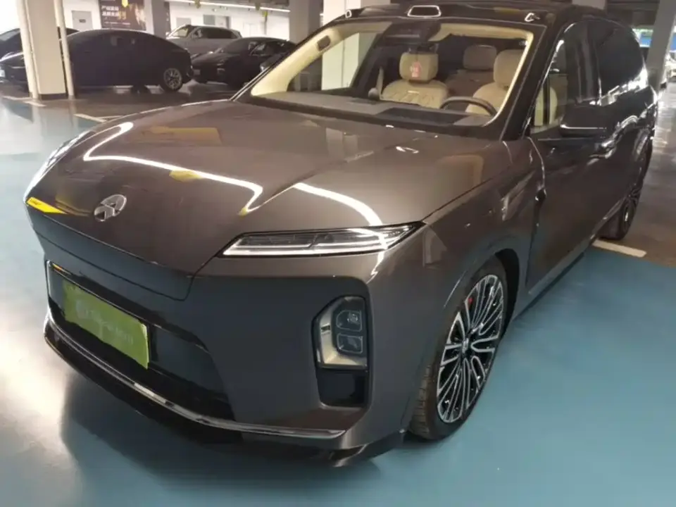 NIO ES8 Base Model 2025