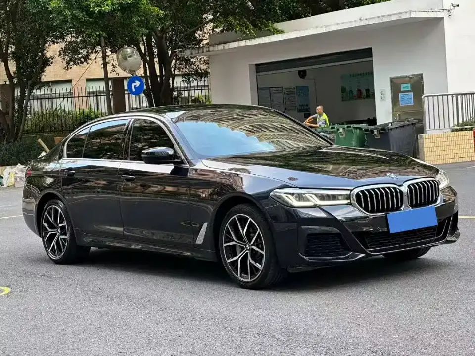 BMW 5 Series Facelift 530Li Premium M Sport Package 2022