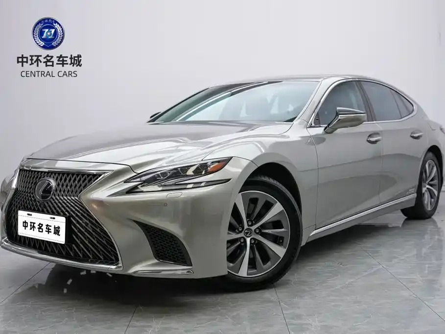 Lexus LS 500h Excellence (China VI) 2020