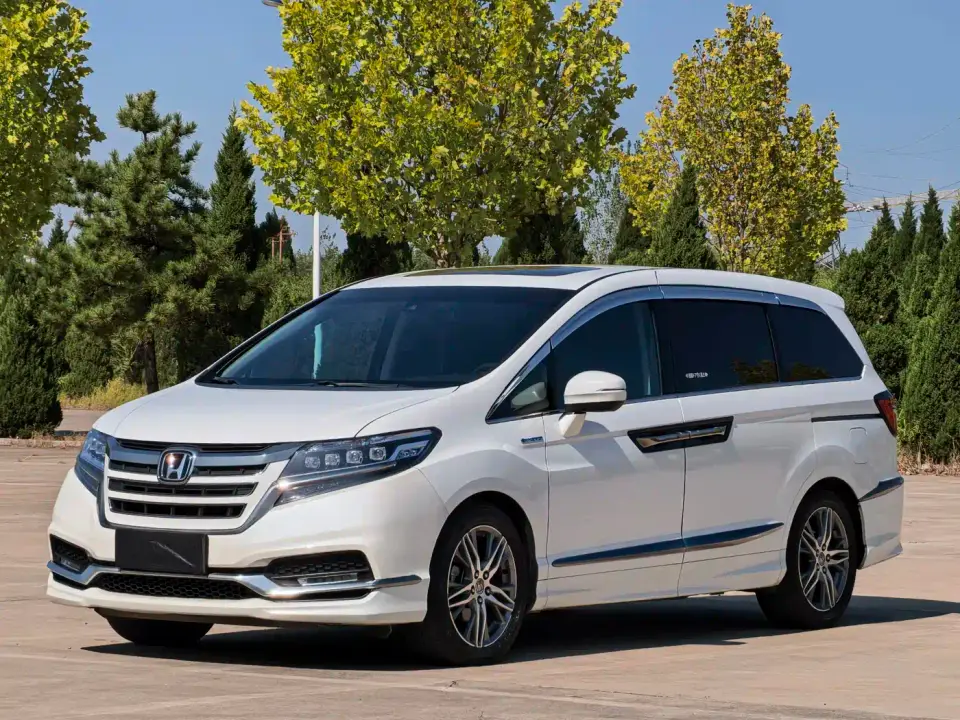 Honda Elysion 2.0L Hybrid Luxury Edition 2020