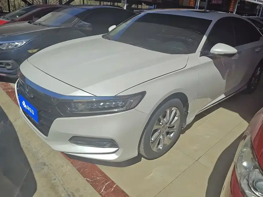 Honda Accord 260TURBO Luxury Edition China VI 2021