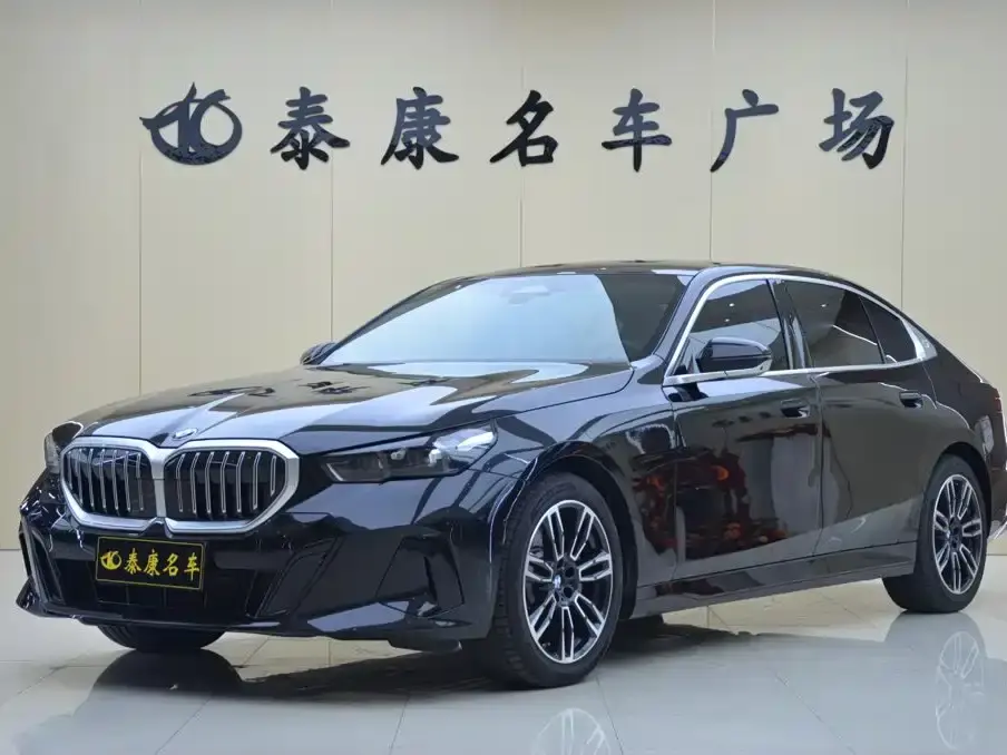 BMW 5 Series 530Li xDrive M Sport Package 2026