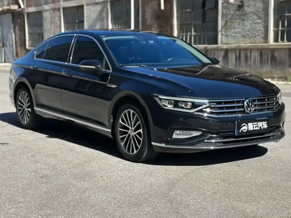 Volkswagen Magotan 330TSI DSG Luxury 2022