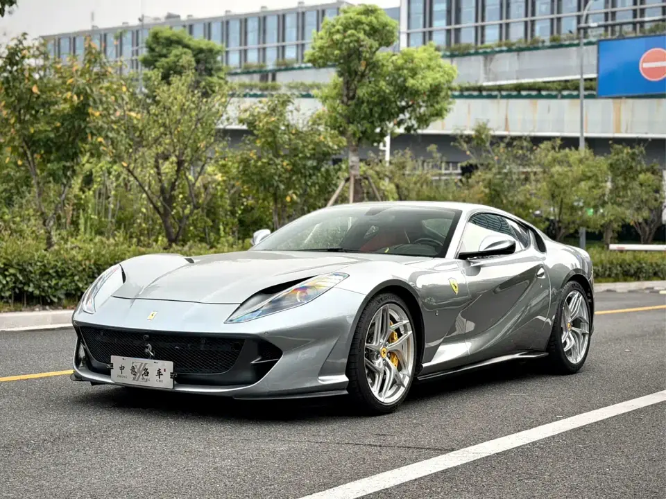 Ferrari 812 6.5L Superfast 2019